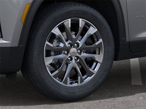 New 2026 Chevrolet Traverse LT w/ Sun and Wheel Package image 9