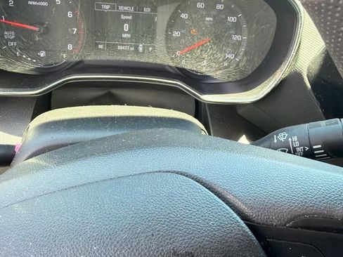 Used 2021 Chevrolet TrailBlazer LT w/ Convenience Package FWD image 34
