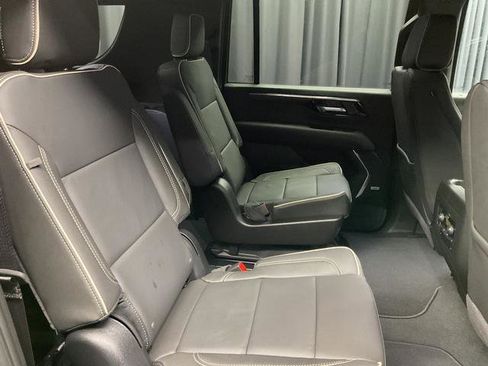 New 2026 Chevrolet Suburban Premier w/ Sun And Tow Package AWD/4WD image 16