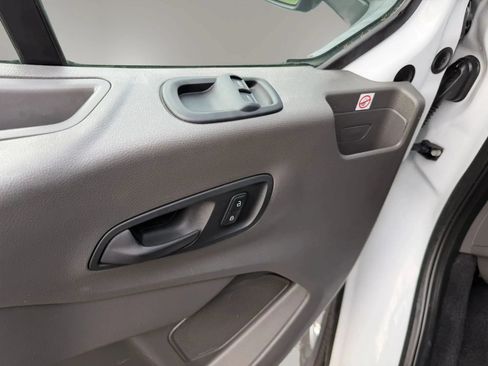 Used 2020 Ford Transit 250 Low Roof AWD image 13