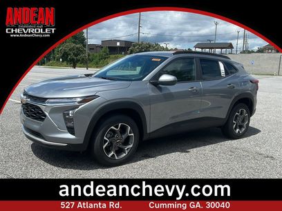 New 2025 Chevrolet Trax LT w/ Driver Confidence Package