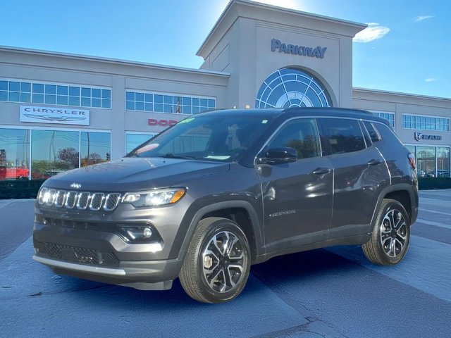 Certified 2023 Jeep Compass Limited AWD/4WD image 1