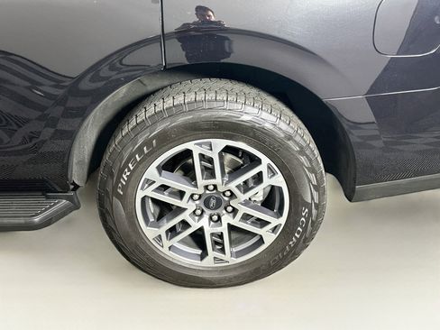 Used 2025 Ford Expedition Active AWD/4WD image 11