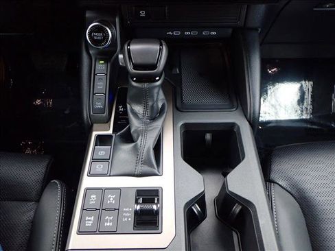 Used 2025 Toyota Land Cruiser w/ Premium Package image 21