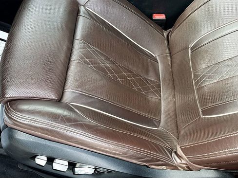 Used 2018 BMW M550i xDrive image 22