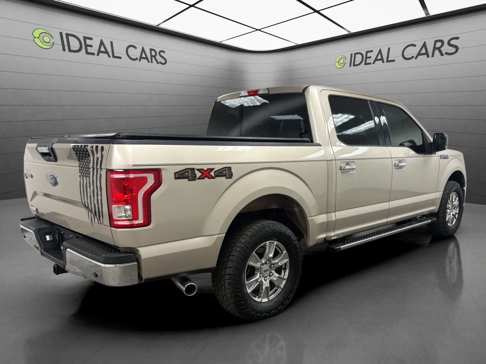Used 2017 Ford F150 XLT w/ Equipment Group 302A Luxury AWD/4WD image 5