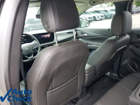 Used 2025 Buick Encore GX Sport Touring w/ Comfort Package FWD image 12