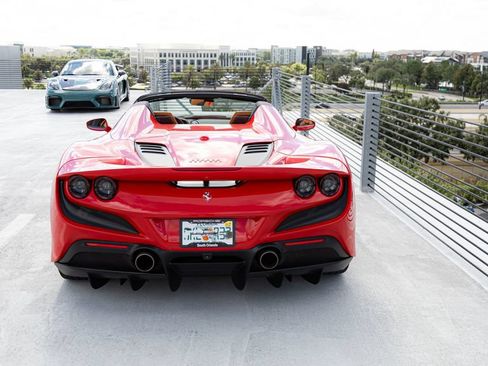 Used 2023 Ferrari F8 Tributo RWD image 29