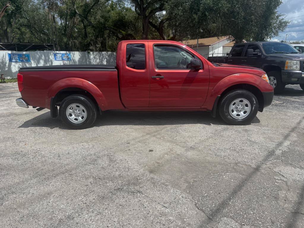 Used 2013 Nissan Frontier S w/ S Preferred Pkg RWD image 2