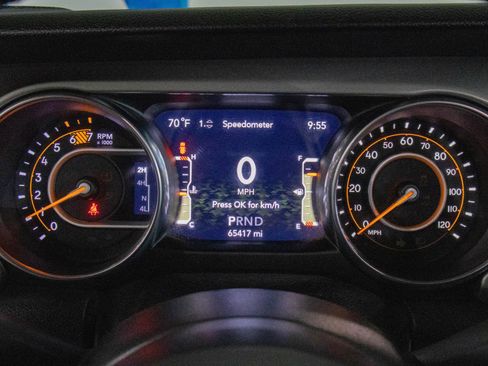 Used 2021 Jeep Wrangler Unlimited Sport image 14