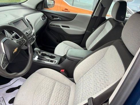 Used 2022 Chevrolet Equinox LS AWD/4WD image 7