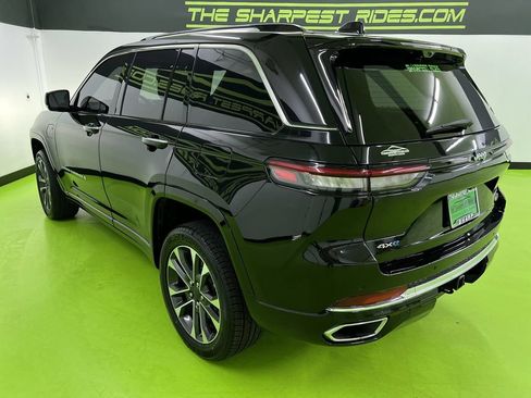 Used 2023 Jeep Grand Cherokee Overland w/ Advanced Protech Group III AWD/4WD image 7