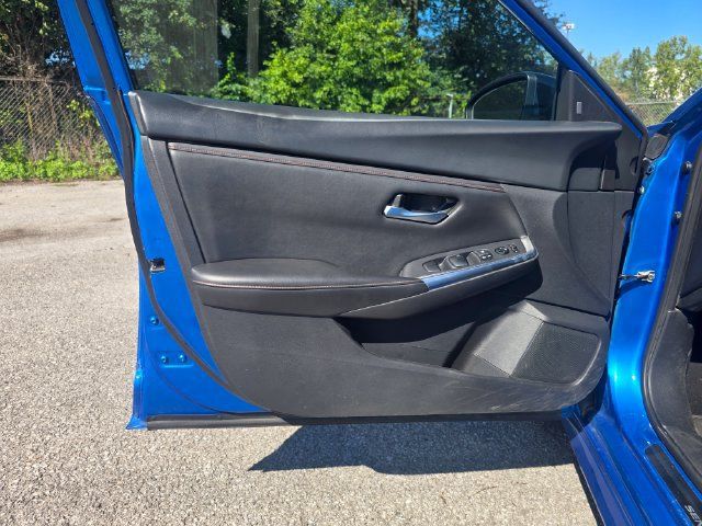 Used 2024 Nissan Sentra SR FWD image 10