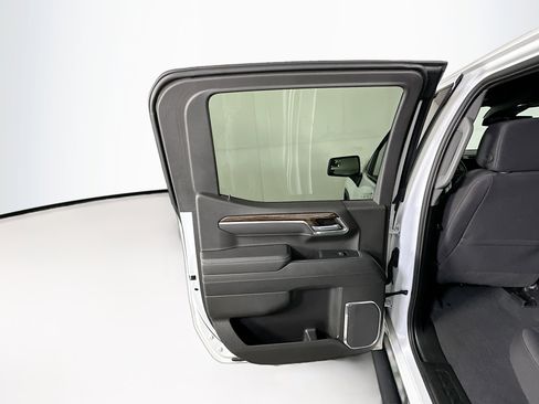 Used 2024 GMC Sierra 1500 Elevation image 26