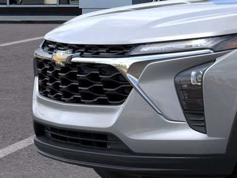 New 2026 Chevrolet Trax LS w/ LS Convenience Package FWD image 13