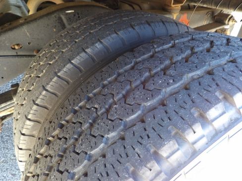 Used 2016 Ford E-350 and Econoline 350 Super Duty image 42