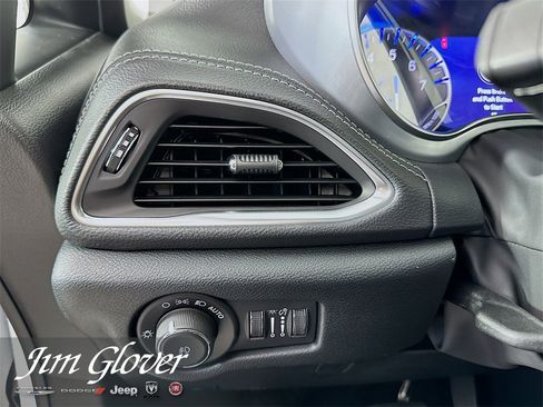 New 2026 Chrysler Pacifica Limited w/ S Appearance Package image 22