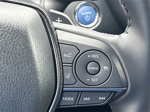 Used 2024 Toyota Camry SE image 29