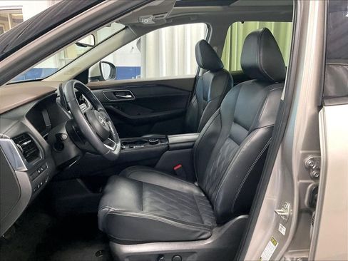 Used 2023 Nissan Rogue Platinum w/ Platinum Premium Package AWD/4WD image 10