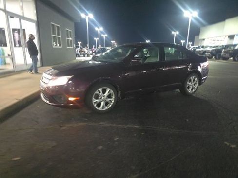 Used 2012 Ford Fusion SE image 10
