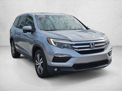 Used 2017 Honda Pilot EX-L image 3