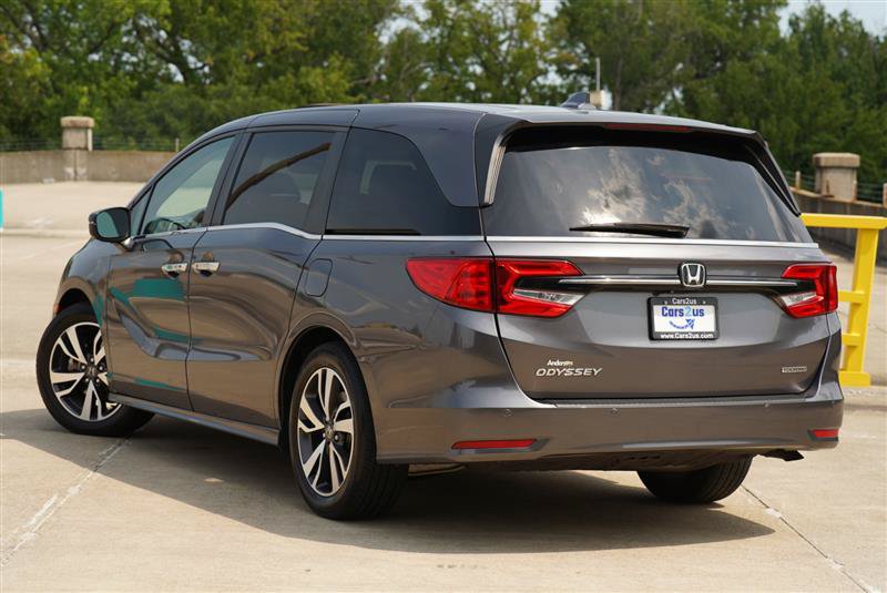 Used 2021 Honda Odyssey Touring image 3