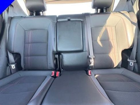 Used 2022 Chevrolet Equinox RS w/ Infotainment Package image 26