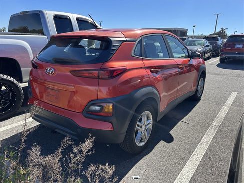Used 2019 Hyundai Kona SE image 7