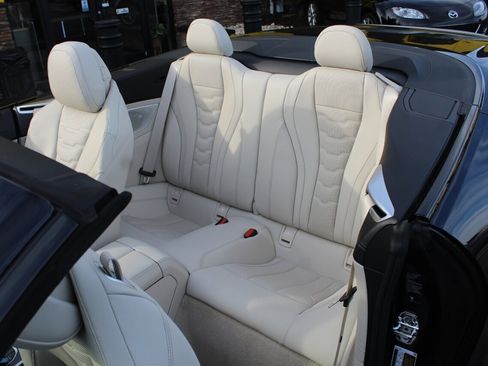 Used 2022 BMW 840i xDrive 840i xDrive w/ Driving Assistance Package image 22