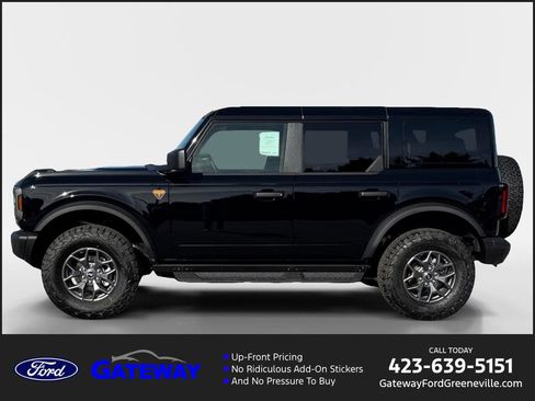 New 2025 Ford Bronco Badlands image 1