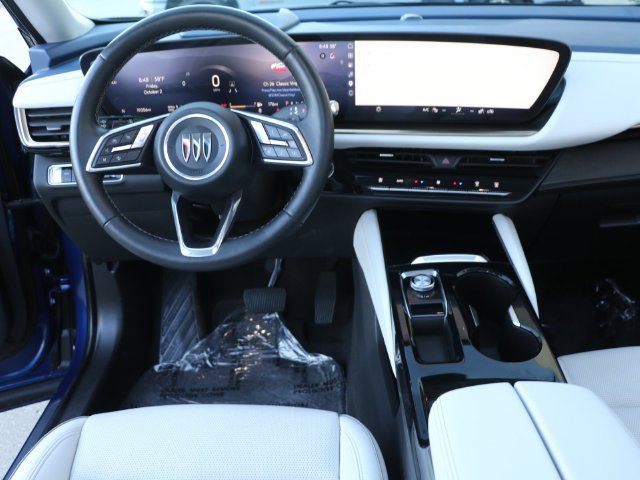 Used 2025 Buick Envision Avenir AWD/4WD image 18
