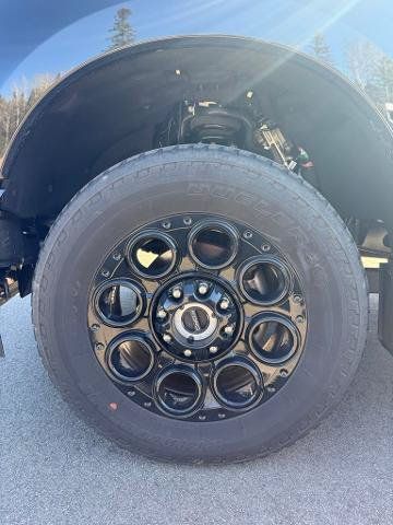 Certified 2025 Ford F350 Lariat w/ Lariat Ultimate Package AWD/4WD image 32