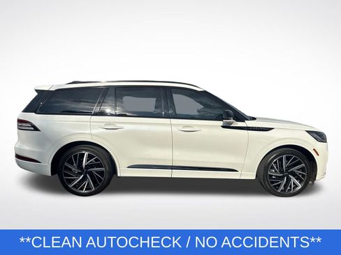 Certified 2025 Lincoln Aviator Black Label w/ Jet Appearance Package AWD/4WD image 7