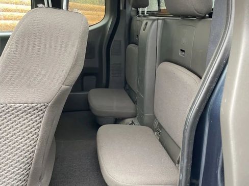 Used 2018 Nissan Frontier SV AWD/4WD image 21