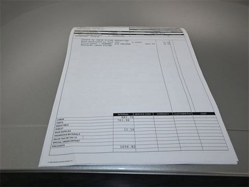 Used 2021 Toyota Camry LE image 4