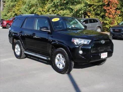 Certified 2020 Toyota 4Runner SR5 image 3