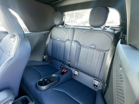 New 2025 MINI Cooper S image 18