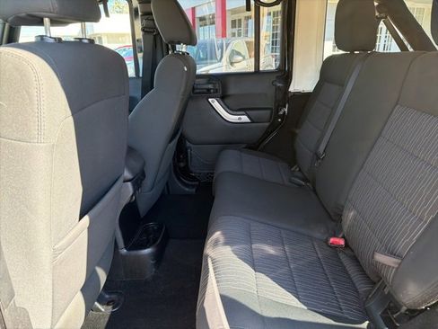 Used 2012 Jeep Wrangler Unlimited Sahara w/ Dual Top Group image 11