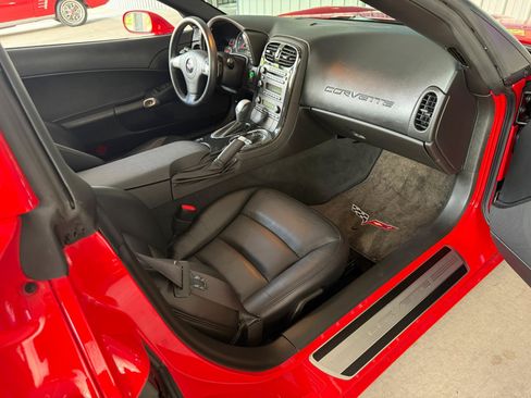Used 2010 Chevrolet Corvette Grand Sport RWD image 25