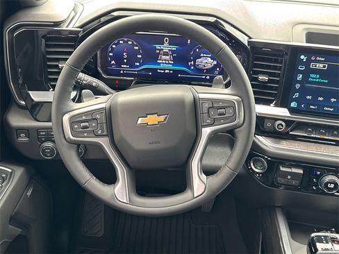 Used 2025 Chevrolet Silverado 1500 LTZ w/ Z71 Off-Road Package image 25