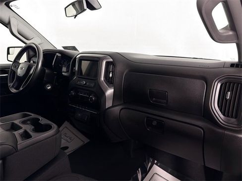 Used 2019 Chevrolet Silverado 1500 Custom Trail Boss image 33