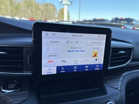 Used 2020 Ford Explorer Limited image 29