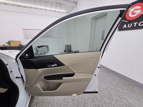 Used 2014 Honda Accord EX-L image 28