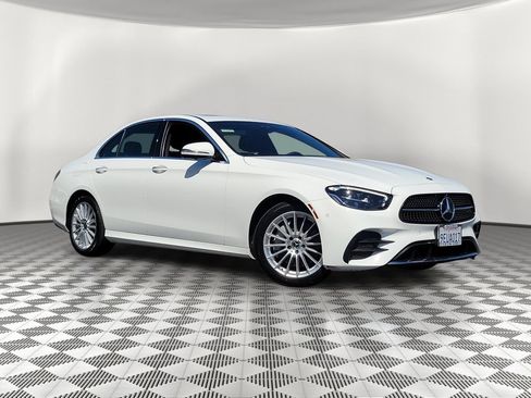 Used 2023 Mercedes-Benz E 350 Sedan image 2