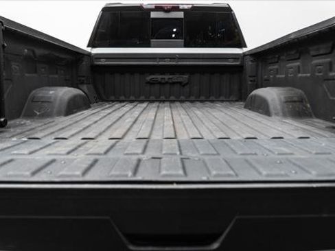 Used 2024 GMC Sierra 2500 AT4 w/ AT4 Premium Plus Package image 14