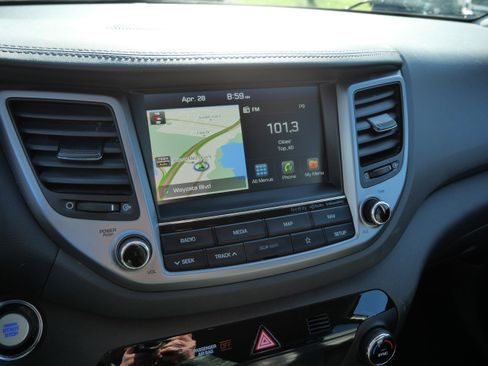 Used 2018 Hyundai Tucson SEL Plus AWD/4WD image 22