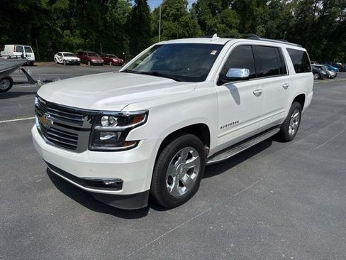 Used 2020 Chevrolet Suburban Premier AWD/4WD image 1