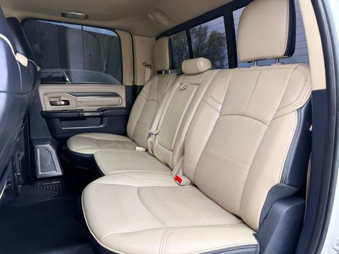 Used 2019 RAM 3500 Limited image 29