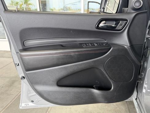 Used 2025 Dodge Durango GT AWD/4WD image 18