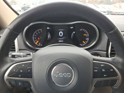 Used 2019 Jeep Grand Cherokee Limited image 21